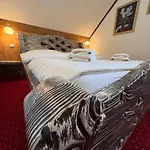 Aja Гостевой дом 3*