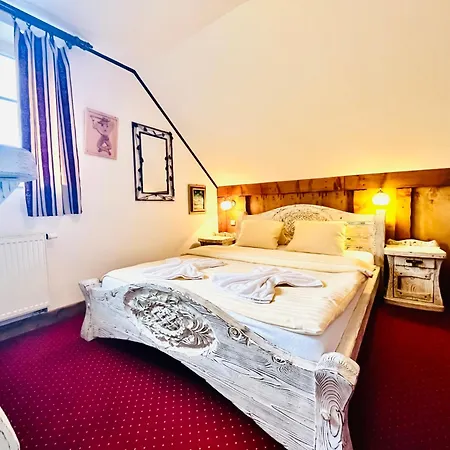 Aja Gasthof 3*